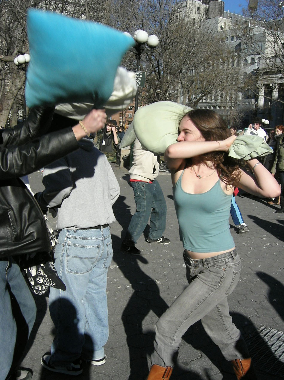 pillow fight nyc