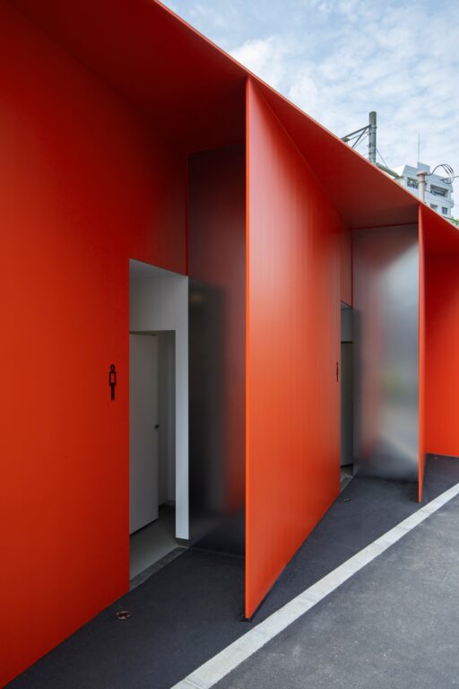 THE TOKYO TOILET, Higashi-Sanchome. Design by Nao Tamura.