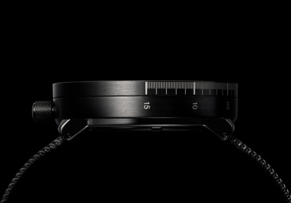 1/6, ISSEY MIYAKE WATCH. Design by Nao Tamura.