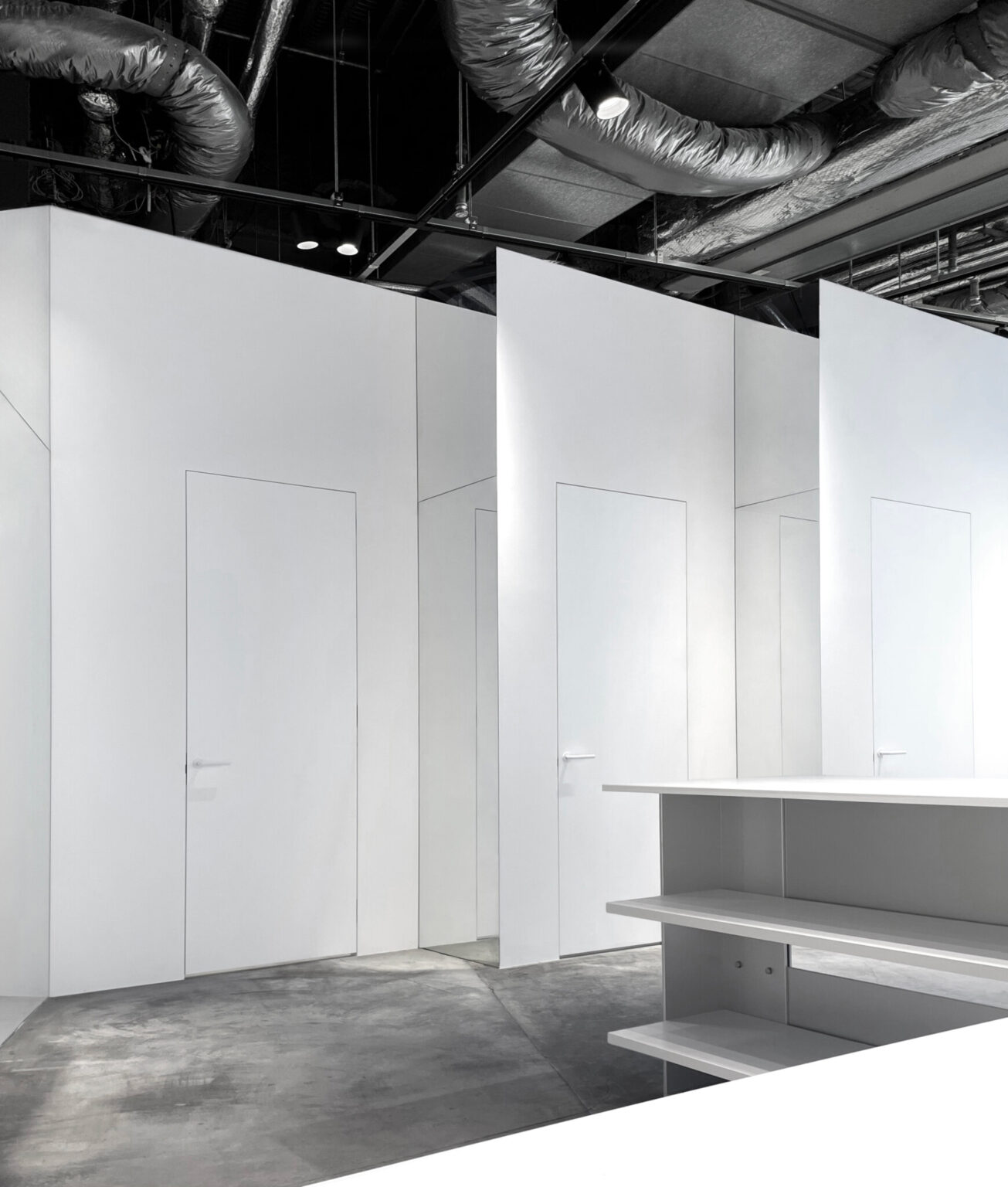 PLEATS PLEASE ISSEY MIYAKE Roppongi. Store design by Nao Tamura.