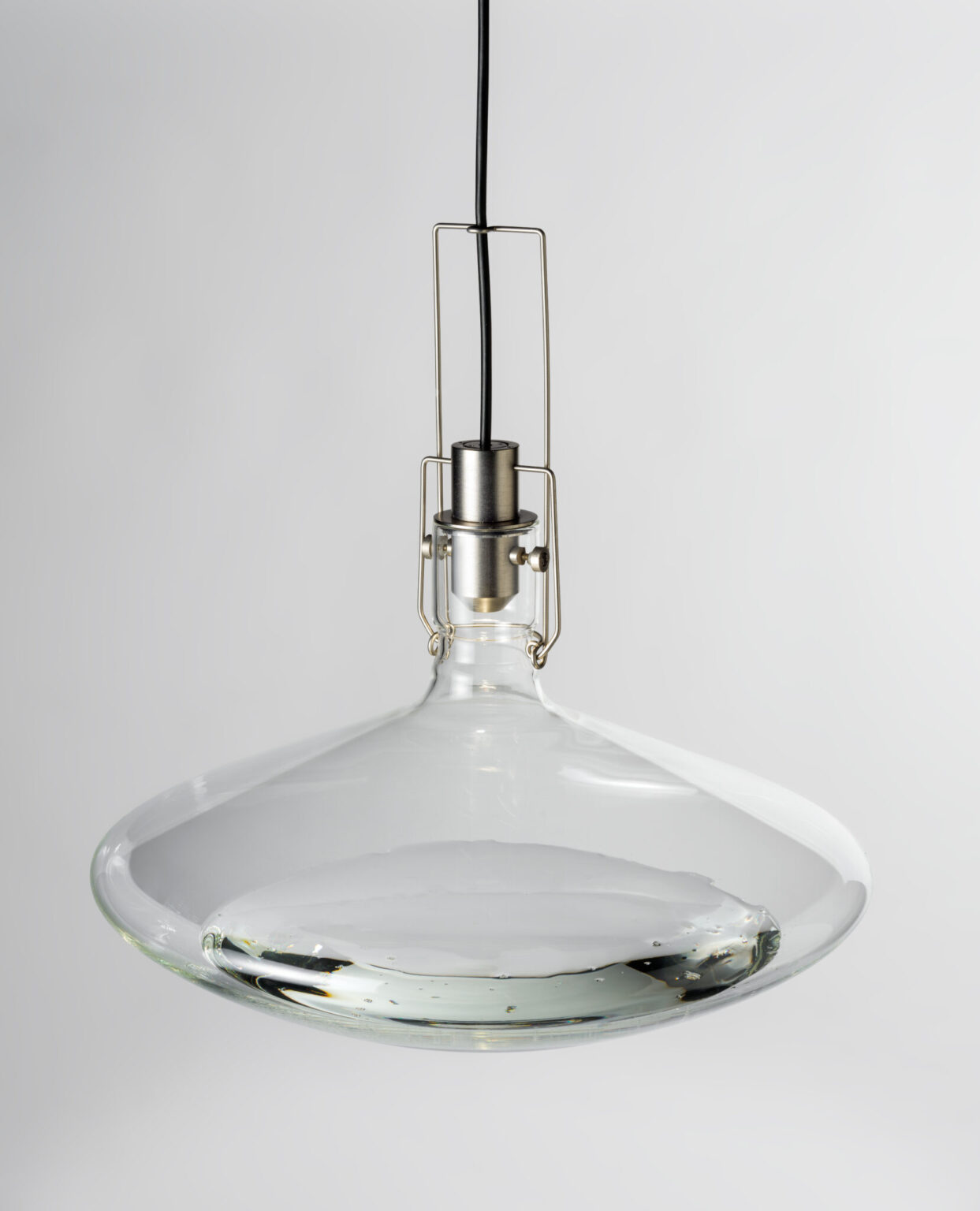 FLUID, WonderGlass. Design by Nao Tamura.